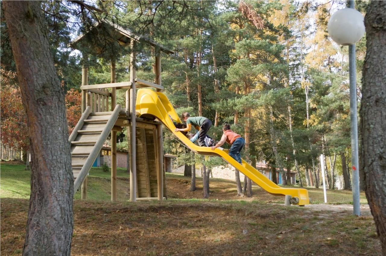 Village De Gites De La Foret De Ganigal Le Malzieu-Ville Номер фото